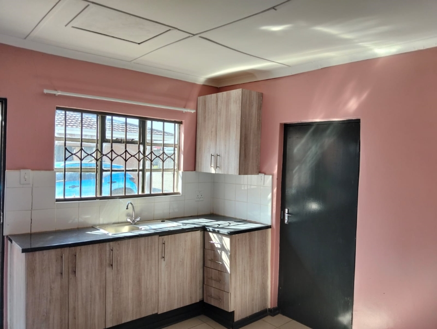 To Let 0 Bedroom Property for Rent in Amendu Eastern Cape
